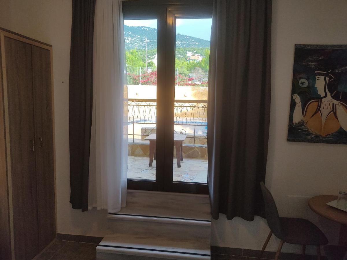 Xenonas Κithαiron Hotel Vília Buitenkant foto