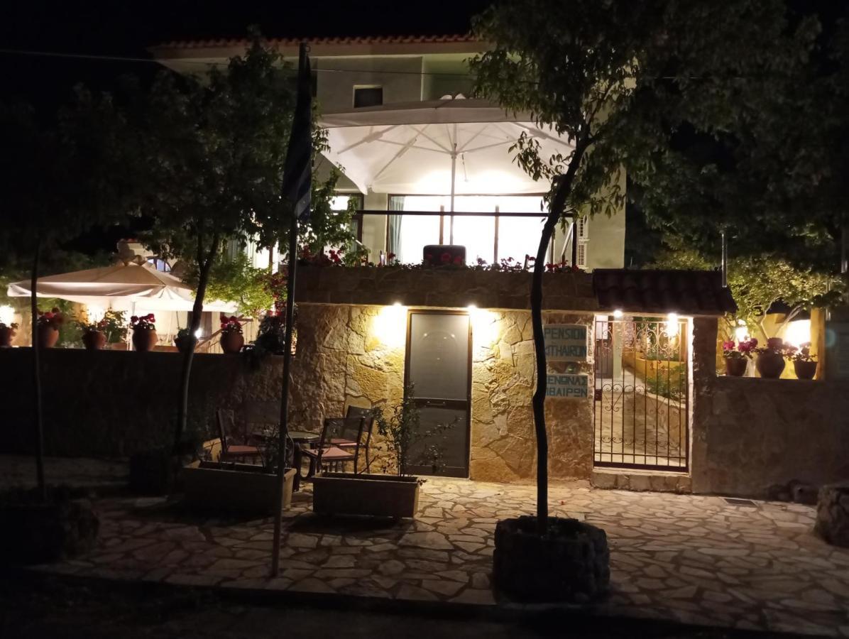 Xenonas Κithαiron Hotel Vília Buitenkant foto