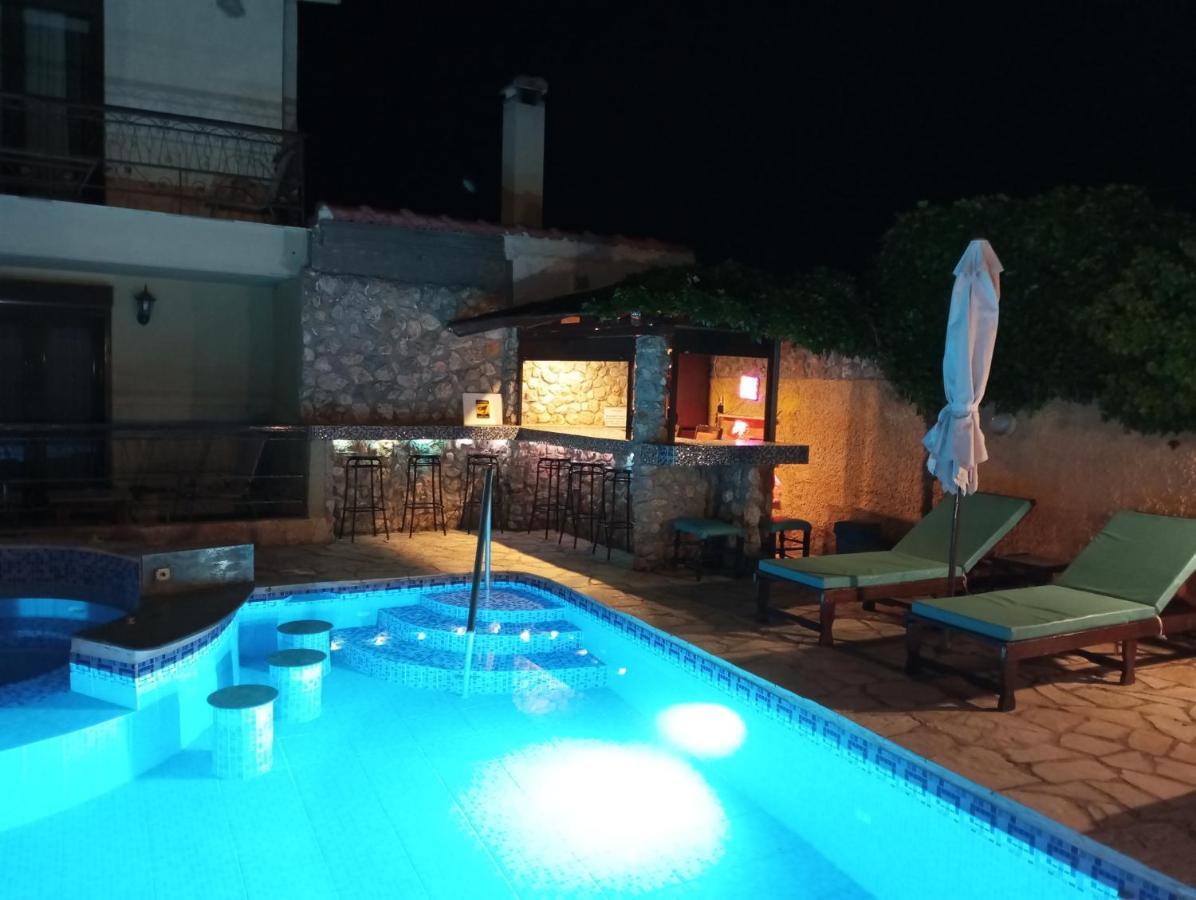 Xenonas Κithαiron Hotel Vília Buitenkant foto