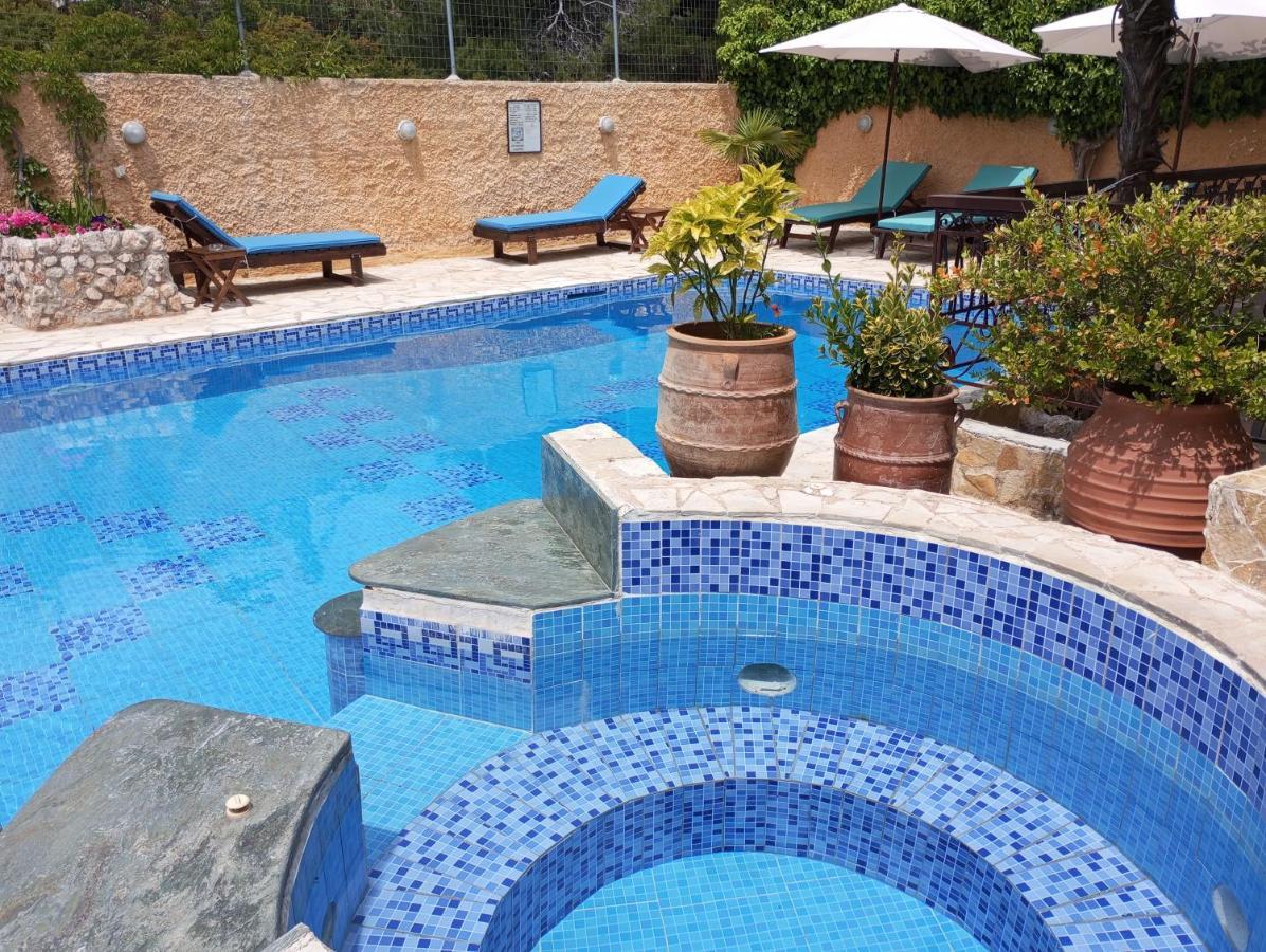 Xenonas Κithαiron Hotel Vília Buitenkant foto