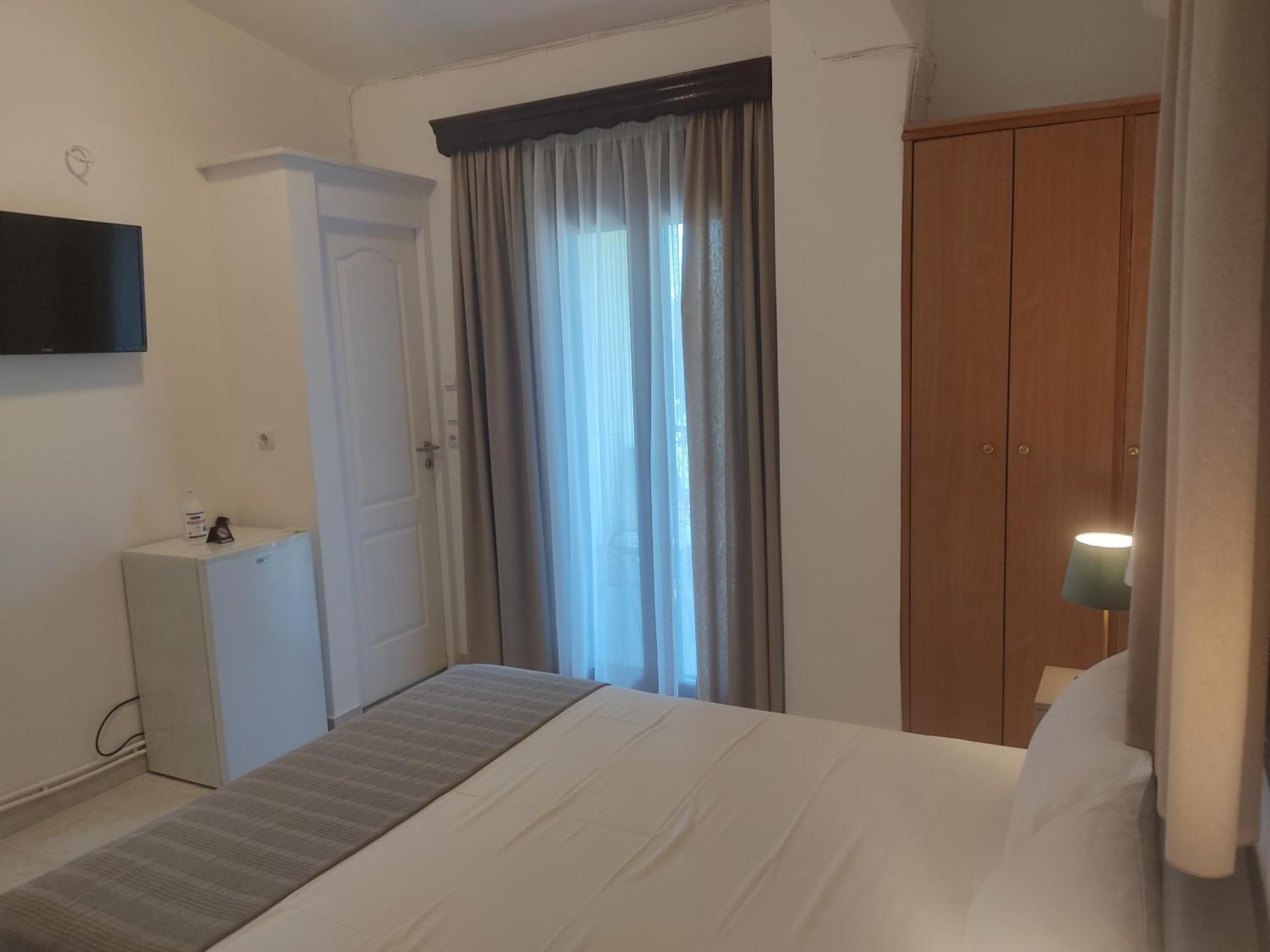 Xenonas Κithαiron Hotel Vília Buitenkant foto