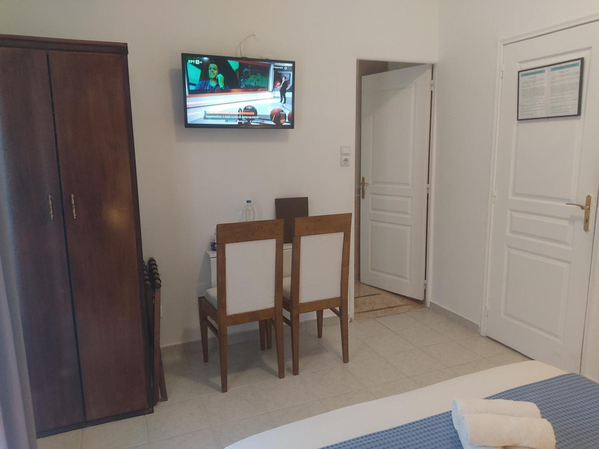 Xenonas Κithαiron Hotel Vília Buitenkant foto