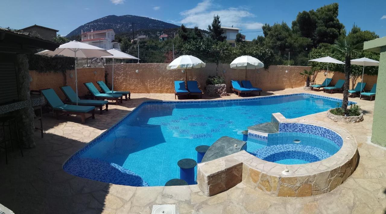 Xenonas Κithαiron Hotel Vília Buitenkant foto