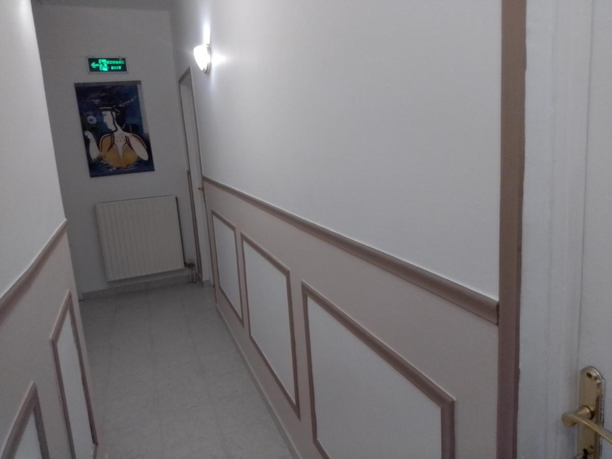 Xenonas Κithαiron Hotel Vília Buitenkant foto